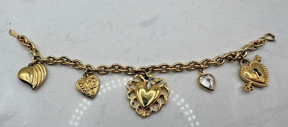 Avon You Charm Me Bracelet Heart Gold Plated Locket Chain Metal Valentine